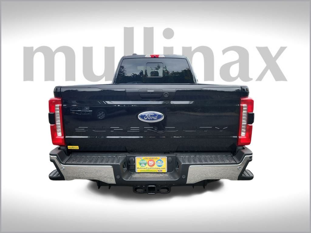 2026 Ford F-350 photo 4