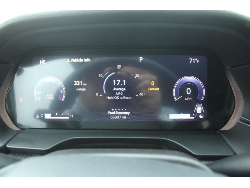 2023 Jeep Grand Cherokee Laredo photo 16