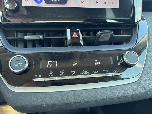 2024 Toyota Corolla LE photo 11