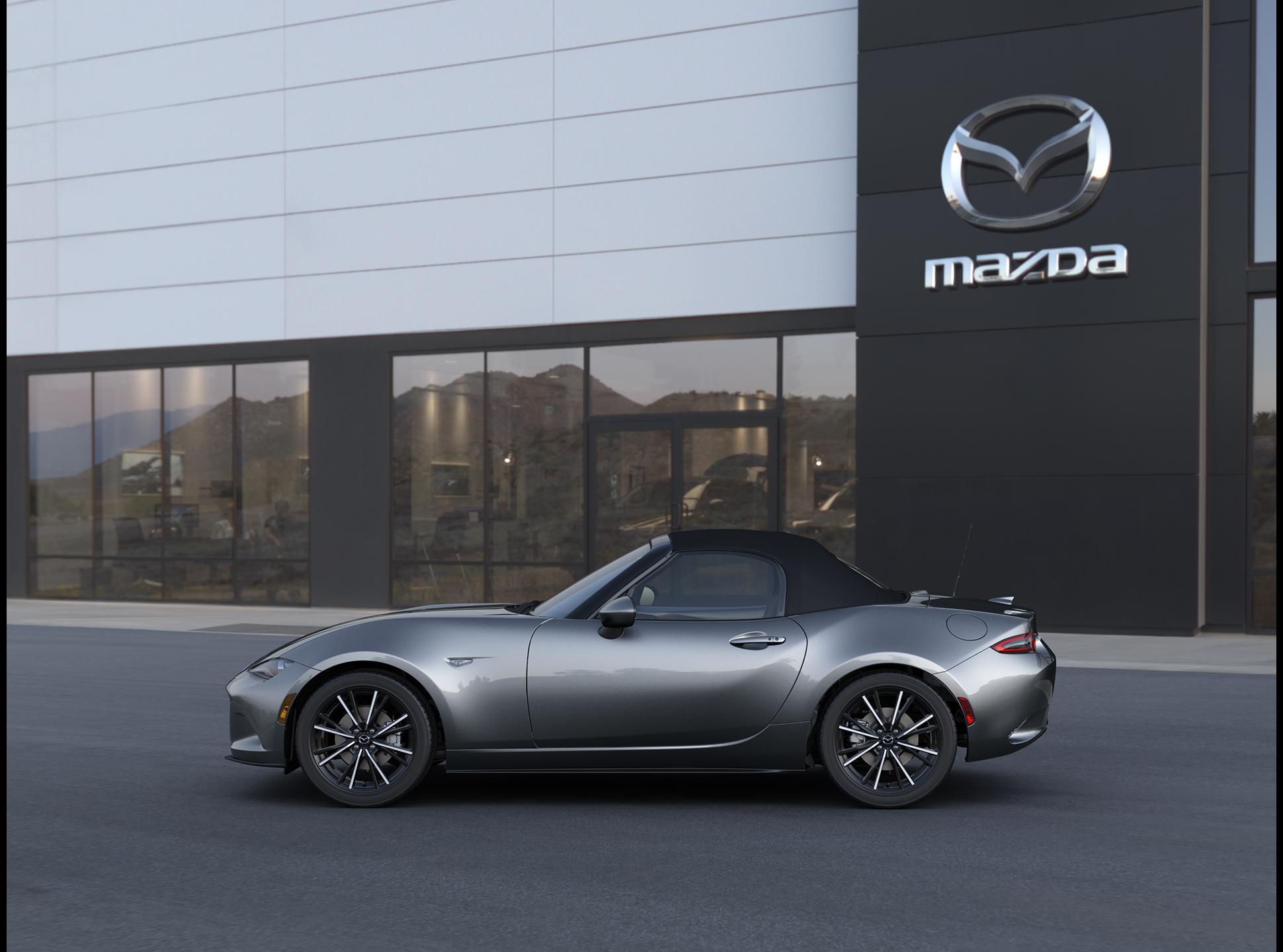 2025 Mazda MX-5 Miata Miata Grand Touring photo 3