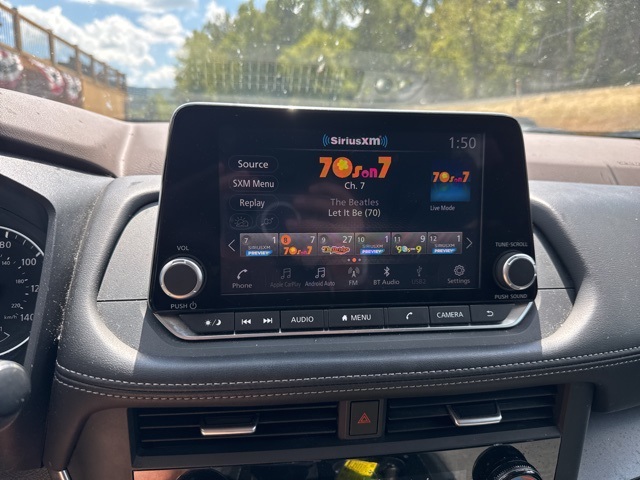 2023 Nissan Rogue SV photo 23