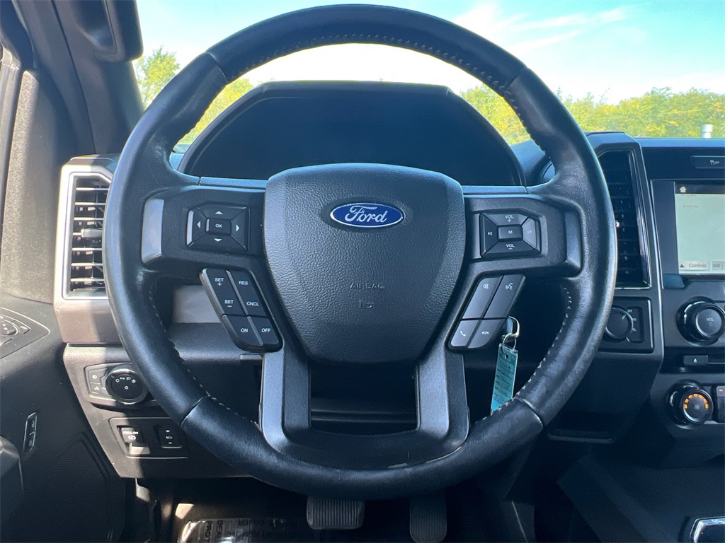 2017 Ford F-150 XLT photo 10