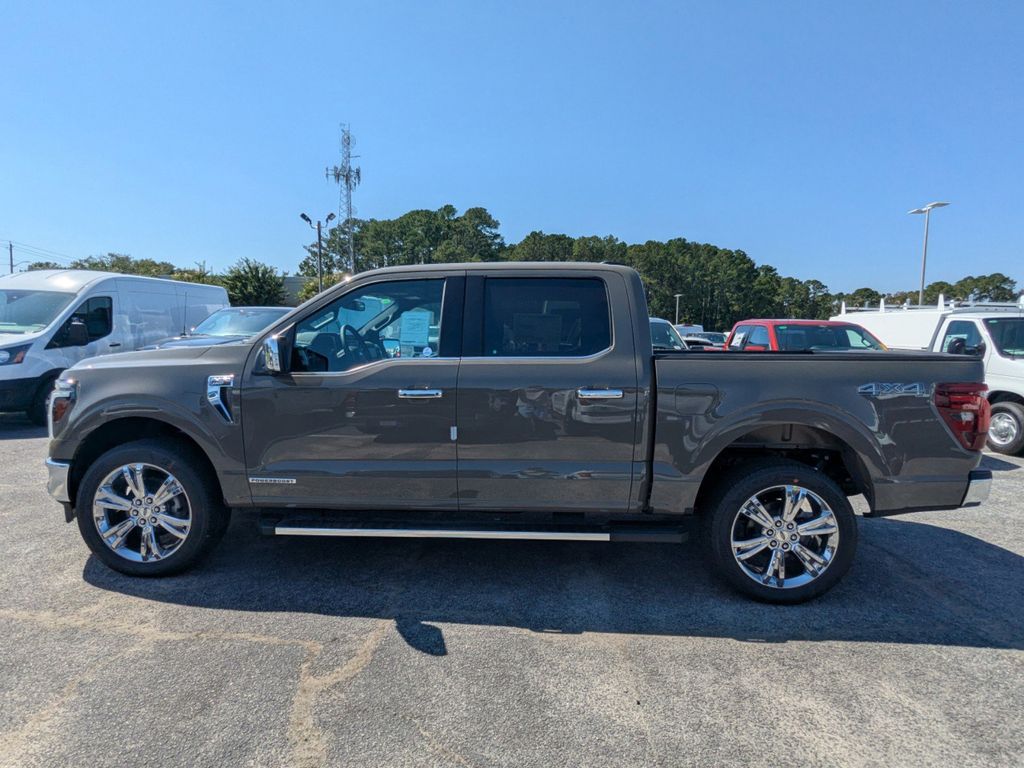 2025 Ford F-150 Lariat photo 6