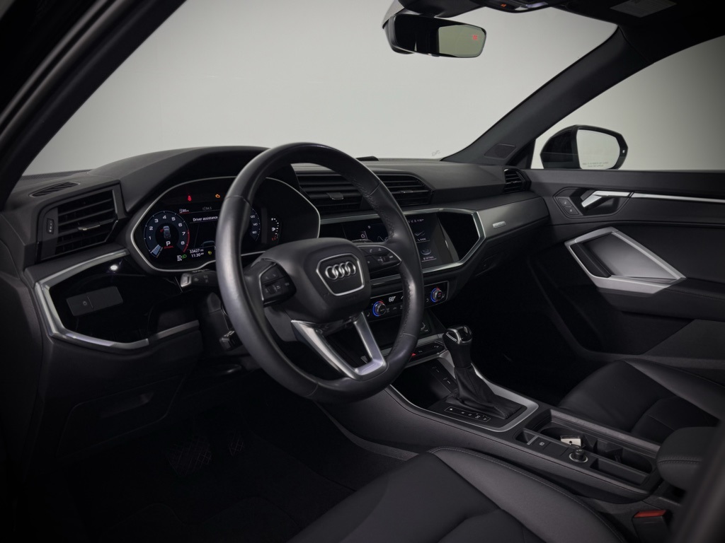 2022 Audi Q3 Premium S line photo 4