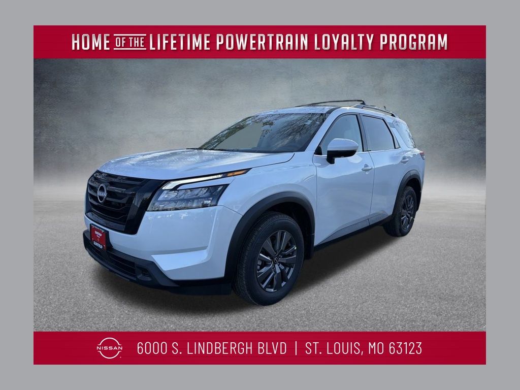 2025 Nissan Pathfinder SV's photo