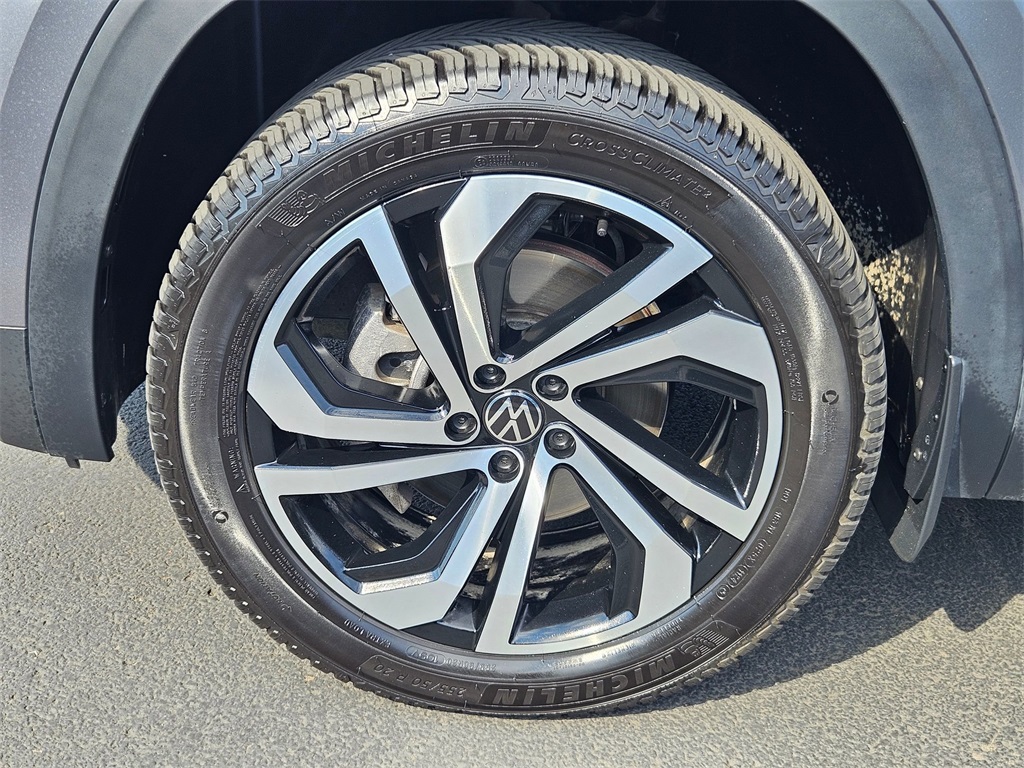 2023 Volkswagen Atlas V6 SEL photo 38