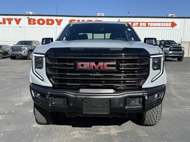 2024 Gmc Sierra 1500 AT4X photo 3