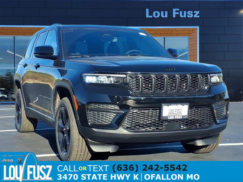 2025 Jeep Grand Cherokee Altitude's photo