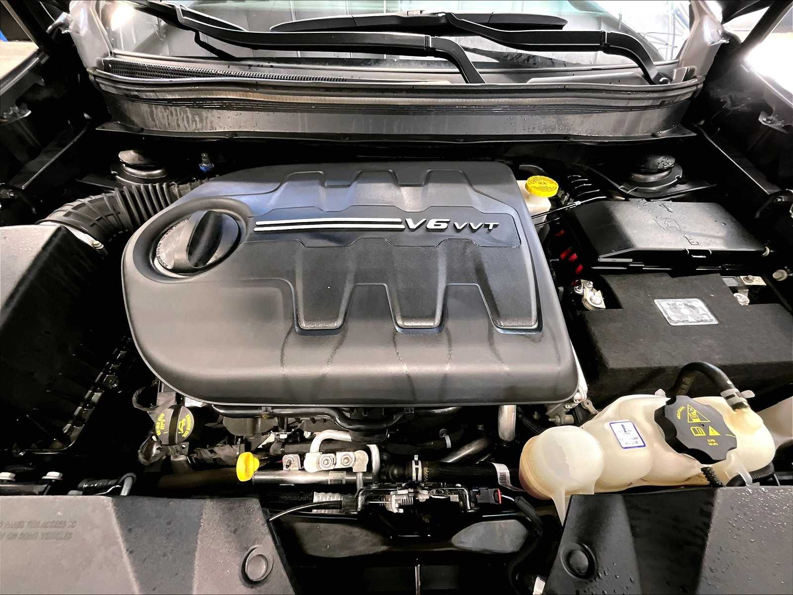 2020 Jeep Cherokee Limited photo 31