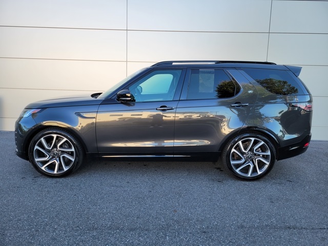 2024 Land Rover Discovery SE photo 2