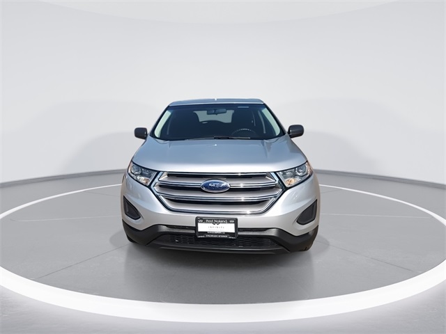 2017 Ford Edge SE photo 3