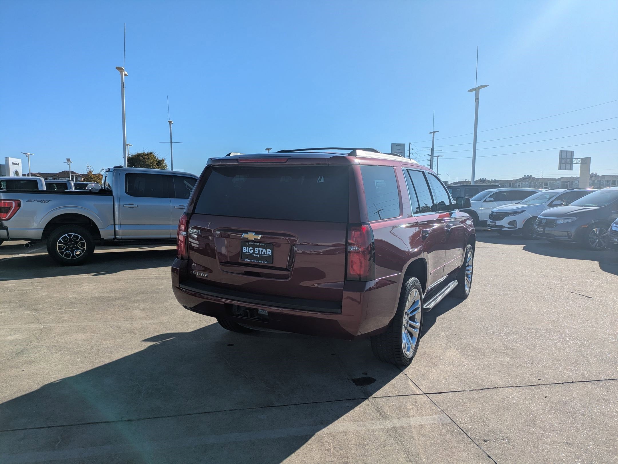 2019 Chevrolet Tahoe LS photo 3