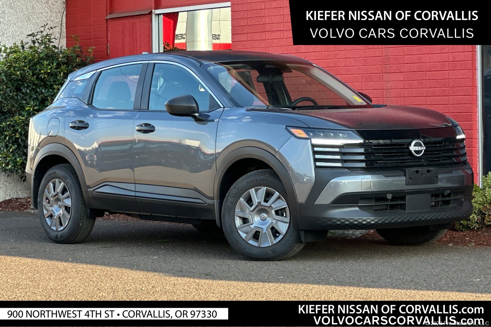 2025 Nissan Kicks S AWD's photo