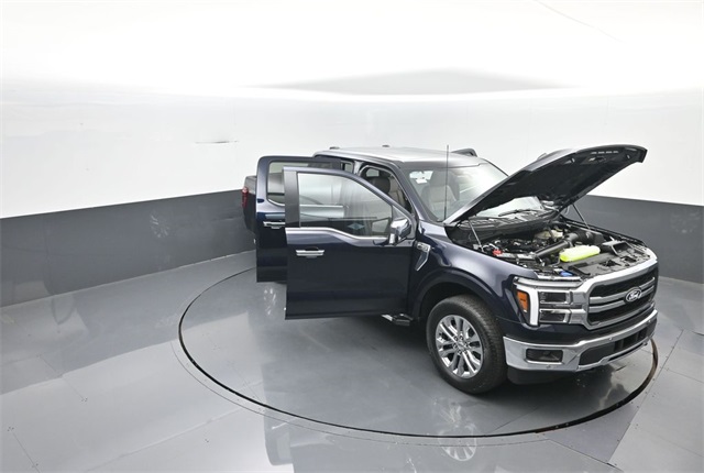 2025 Ford F-150 Lariat photo 40