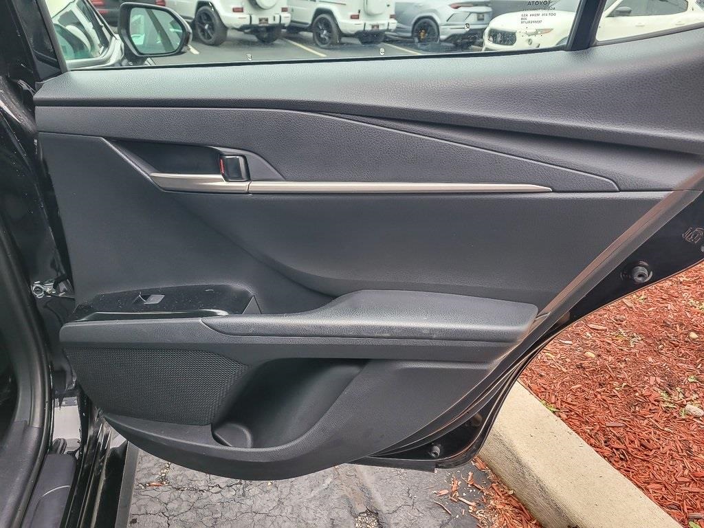2025 TOYOTA CAMRY - Image 19