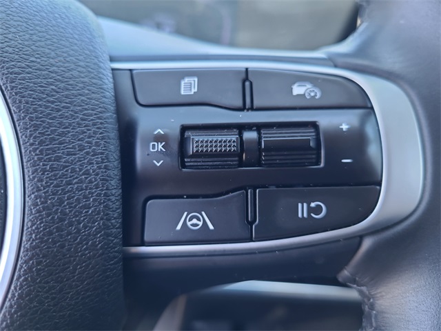 2025 Kia Sportage EX photo 21