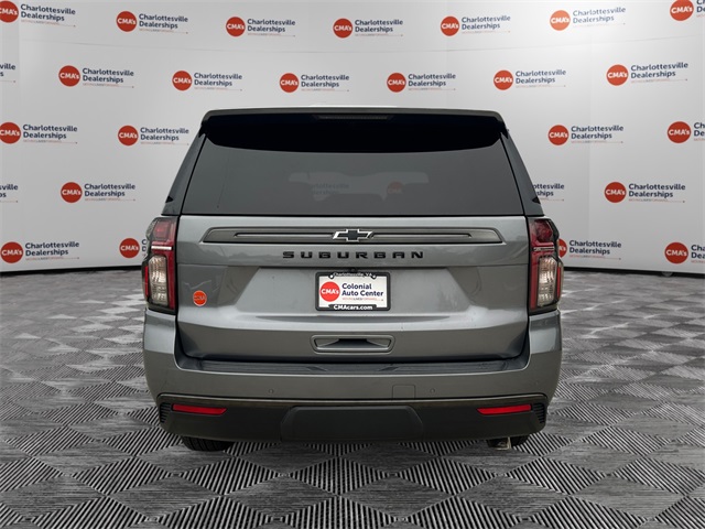 2021 Chevrolet Suburban Z71 photo 3