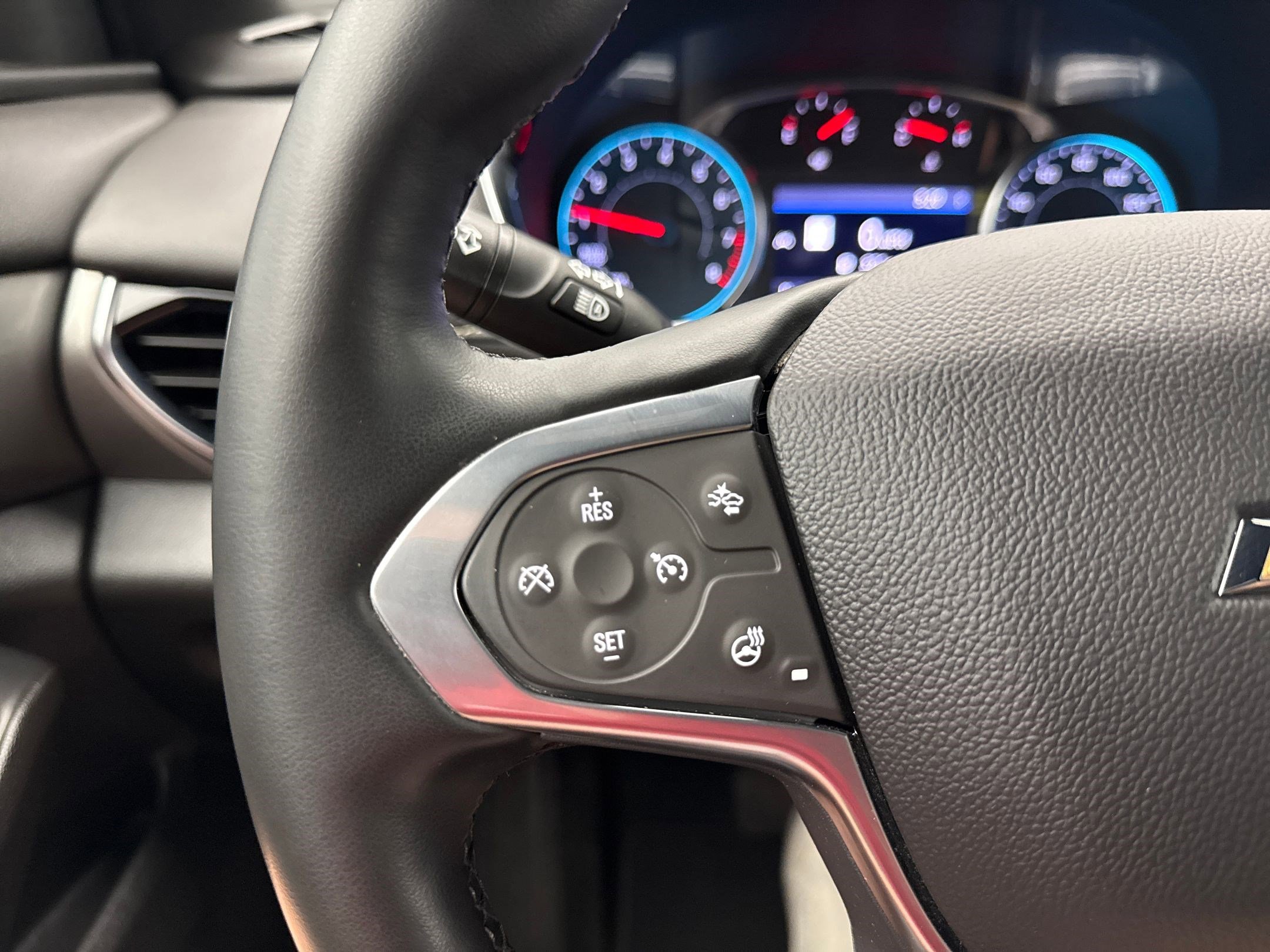 2023 Chevrolet Traverse Leather photo 17