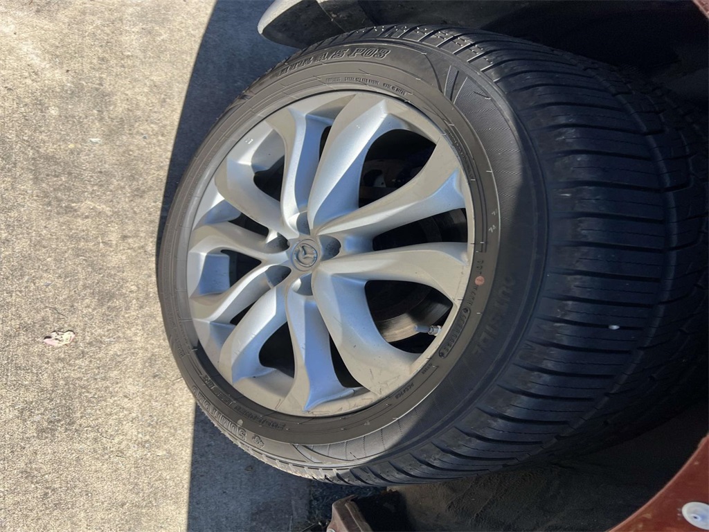 2011 Mazda CX-9 Grand Touring photo 12
