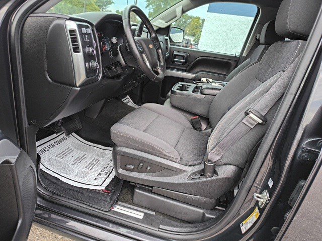2015 Chevrolet Silverado LT photo 12