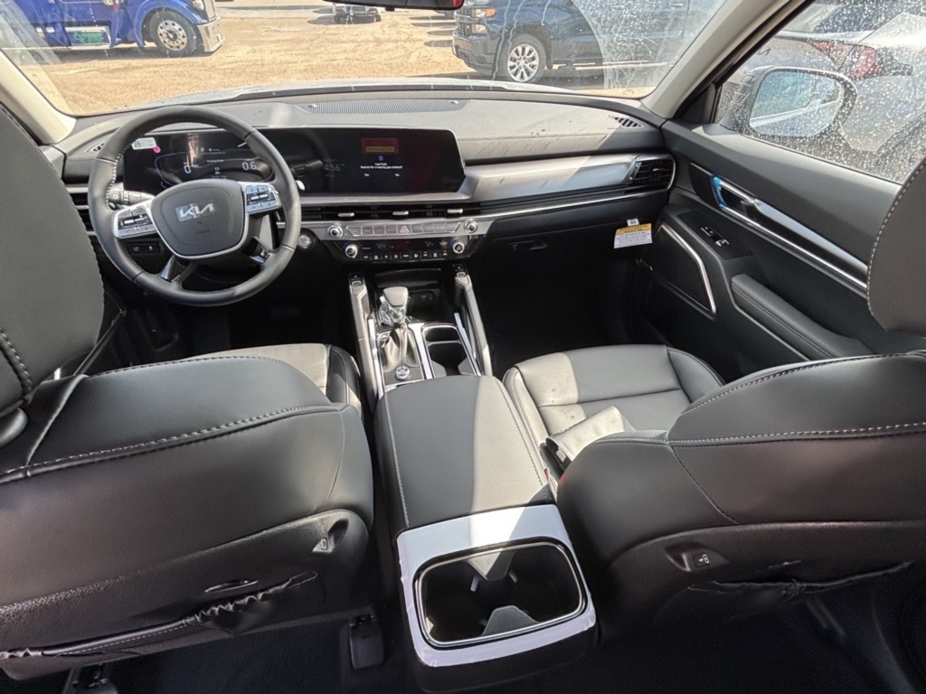 2025 Kia Telluride EX photo 7