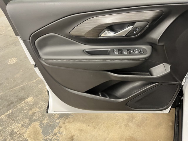 2024 Gmc Terrain SLE photo 16
