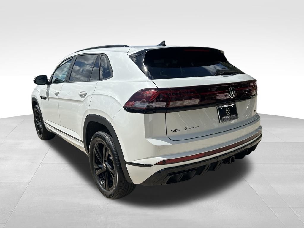 2026 Volkswagen Atlas Cross Sport SEL R-Line photo 6
