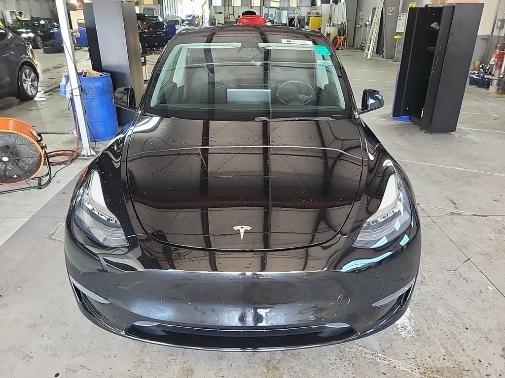 Used 2020 Tesla Model Y Long Range with VIN 5YJYGDEE8LF031416 for sale in Kansas City