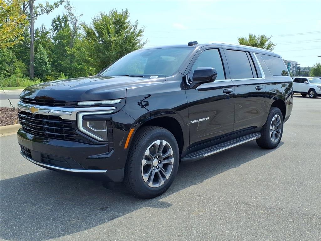 2025 Chevrolet Suburban LS photo 24