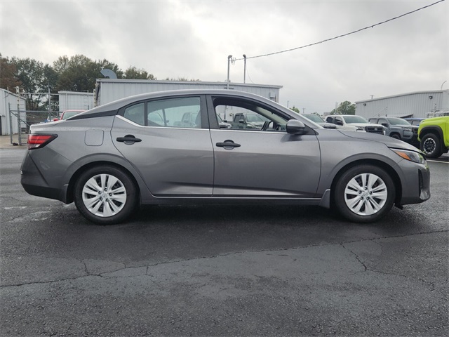 2024 Nissan Sentra S photo 2