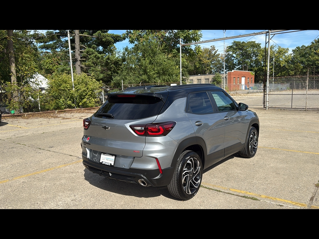 2023 Chevrolet Trailblazer LT photo 4