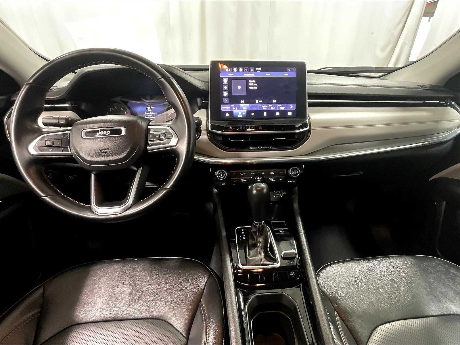 2022 Jeep Compass Limited photo 18