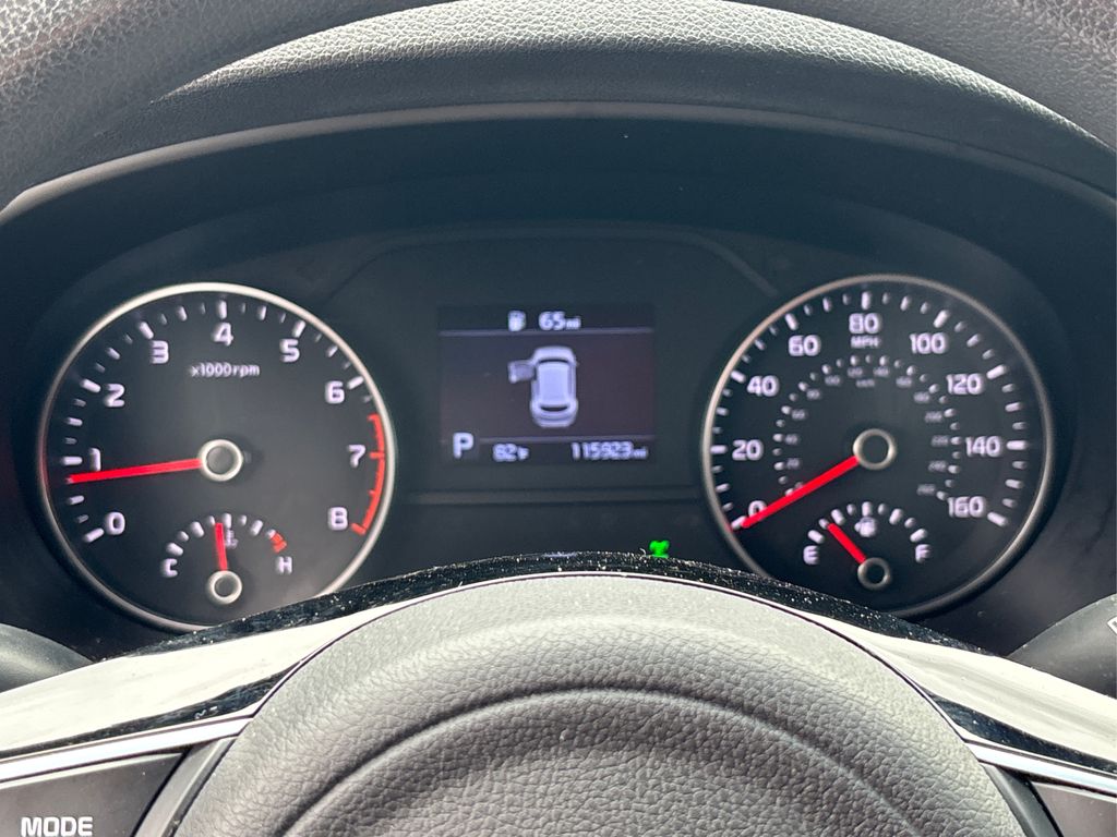 2020 Kia Sportage LX photo 18