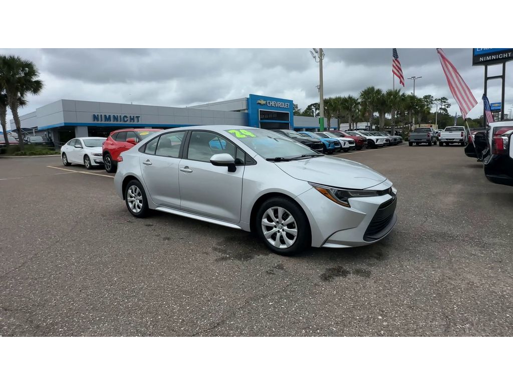 Used 2024 Toyota Corolla LE with VIN 5YFB4MDE0RP143866 for sale in Kansas City