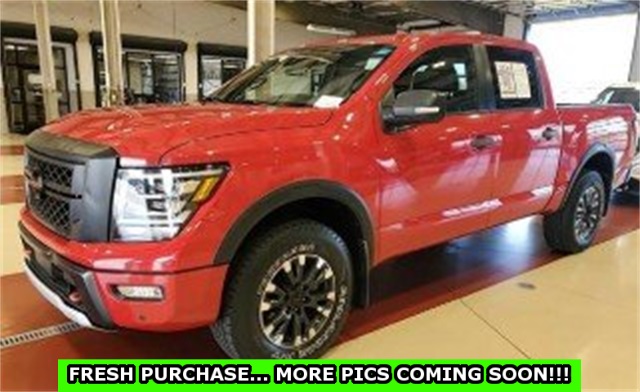 2021 Nissan Titan PRO-4X's photo