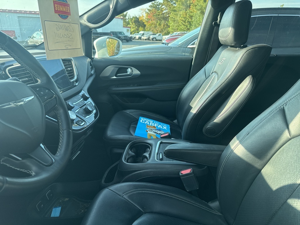 2018 Chrysler Pacifica Touring Plus photo 13