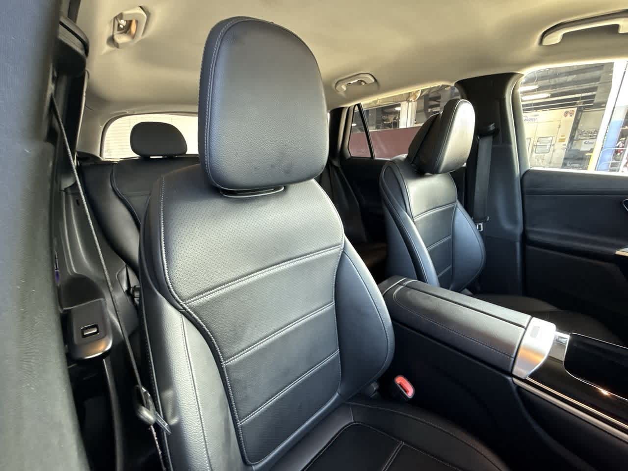 2024 Mercedes Benz GLC 300 4MATIC photo 25