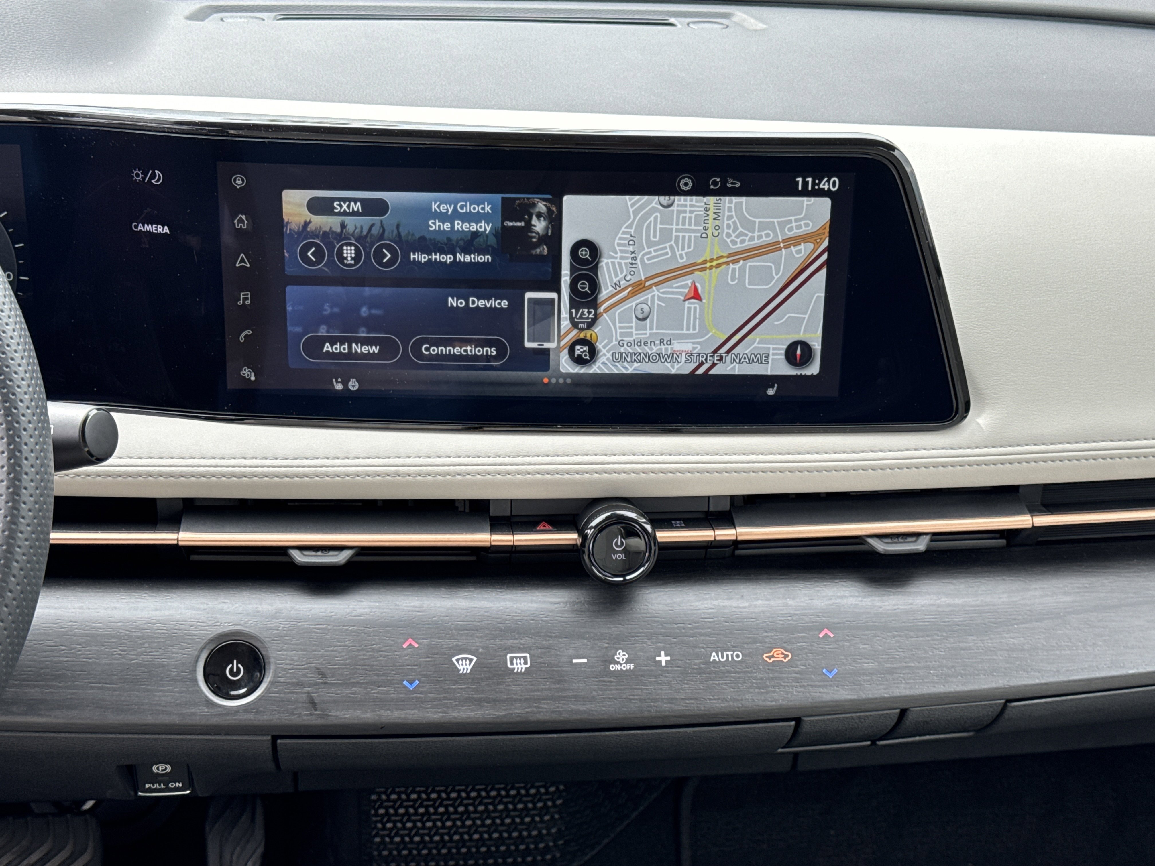 2024 Nissan ARIYA Engage photo 4