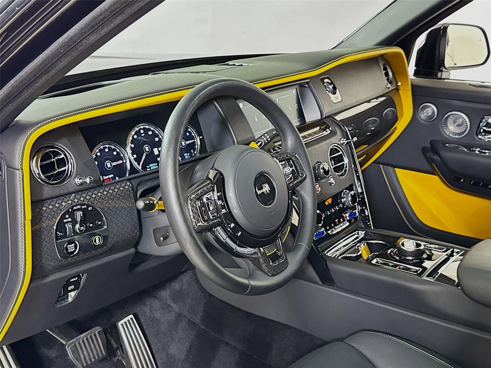 2023 Rolls Royce Cullinan Black Badge photo 15