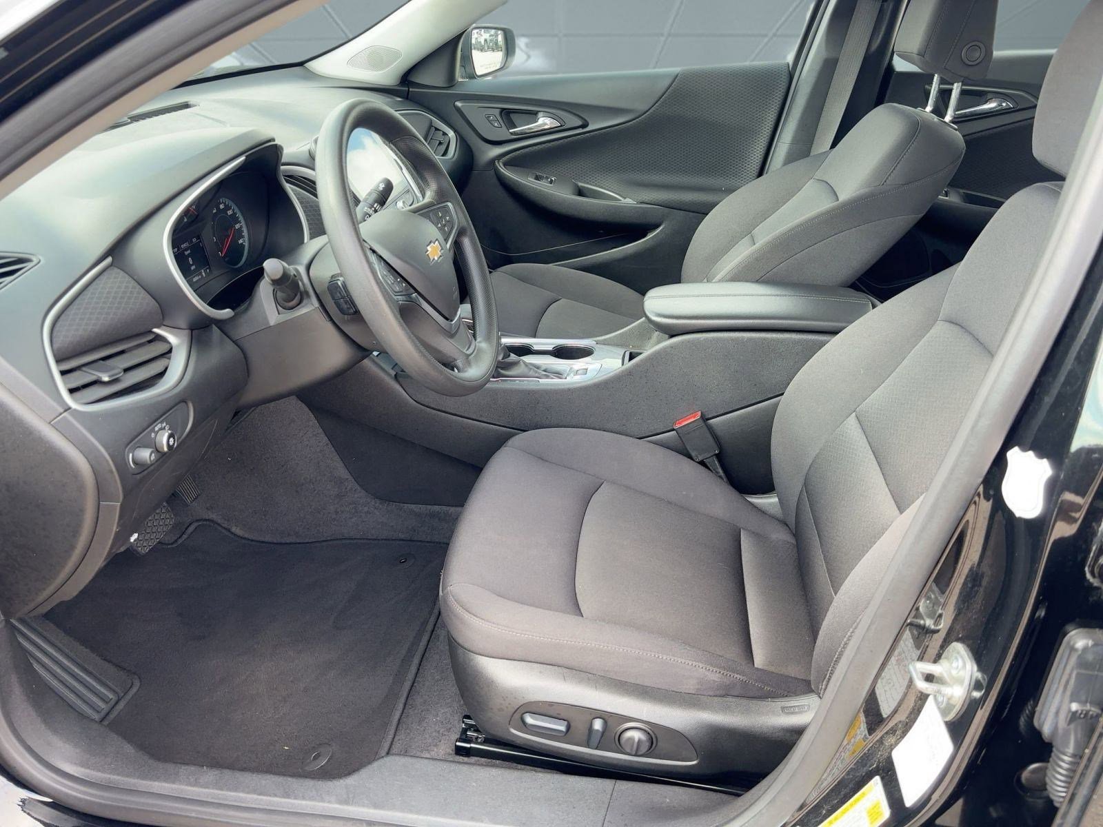 2024 Chevrolet Malibu 1LT photo 4