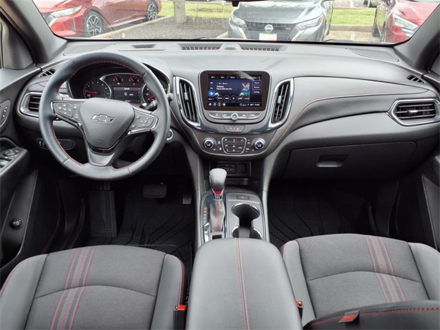 2024 Chevrolet Equinox RS photo 2