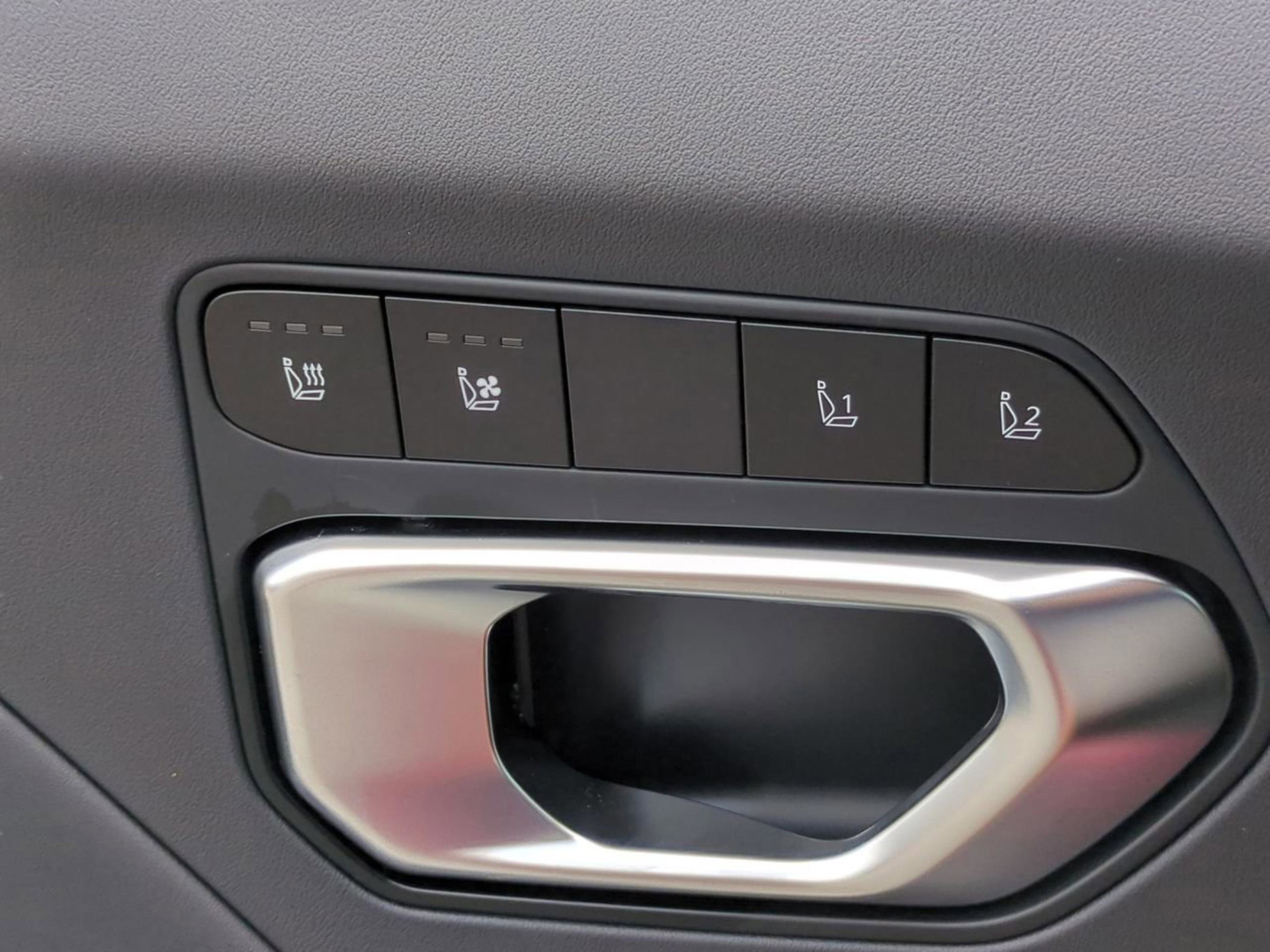 2025 Kia K4 GT-Line photo 20