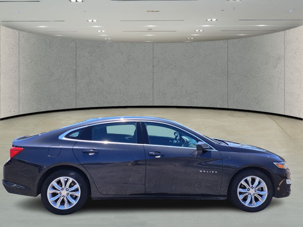2023 Chevrolet Malibu 1LT photo 4