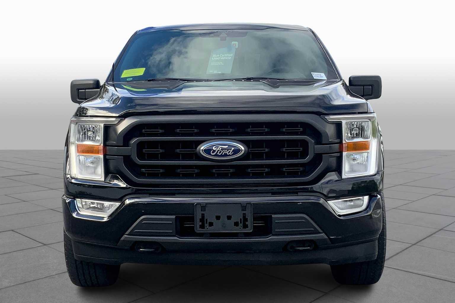 2021 Ford F-150 XLT photo 3