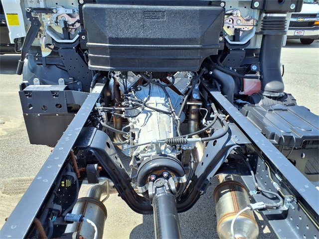 2024 Chevrolet Silverado 4500HD photo 6