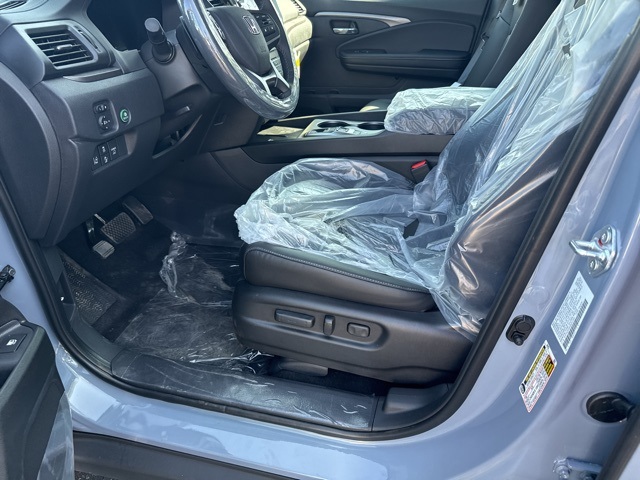 2025 Honda Ridgeline RTL photo 4