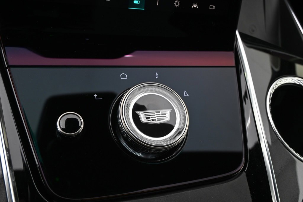2025 Cadillac Escalade IQ Luxury photo 23