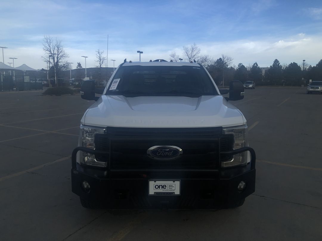 2018 Ford F-350 XL photo 3