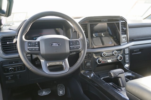 2025 FORD F-150 - Image 32