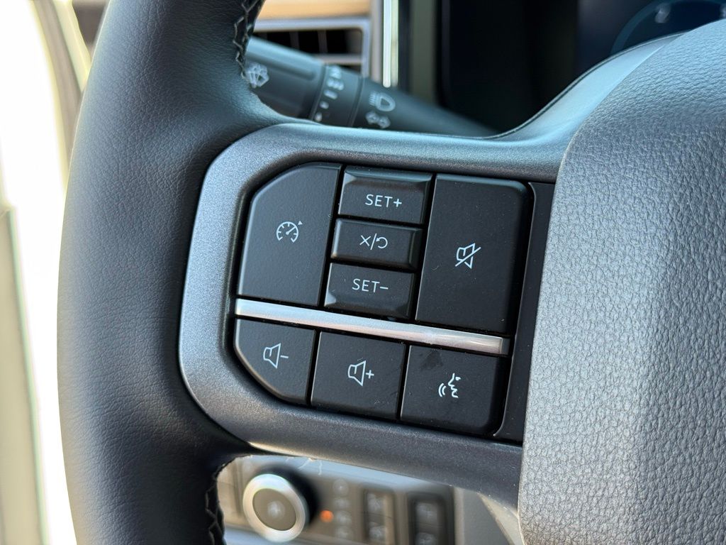 2026 Ford F-250 Lariat photo 14